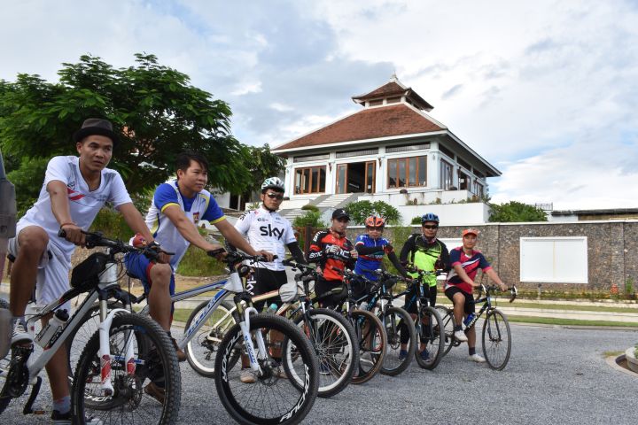 Cycling Tour